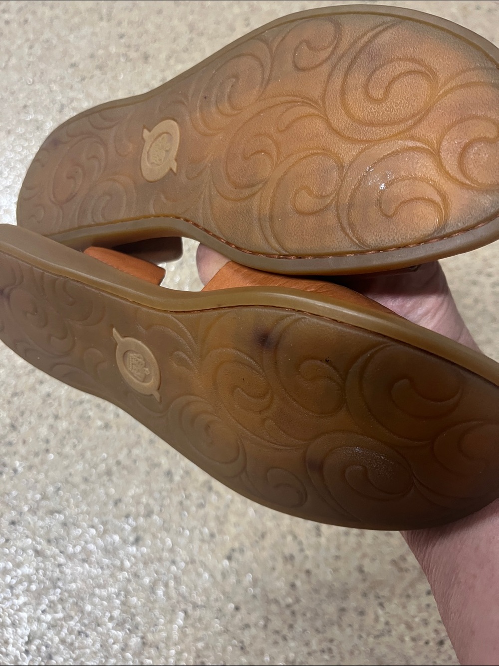 Born Inlet sling back leather Sandals Sz 6 Tan/Brown - Picture 8 of 8